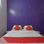 Oyo 40466 Hotel Moon Mafia