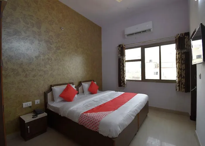 Oyo 40466 Hotel Moon Mafia