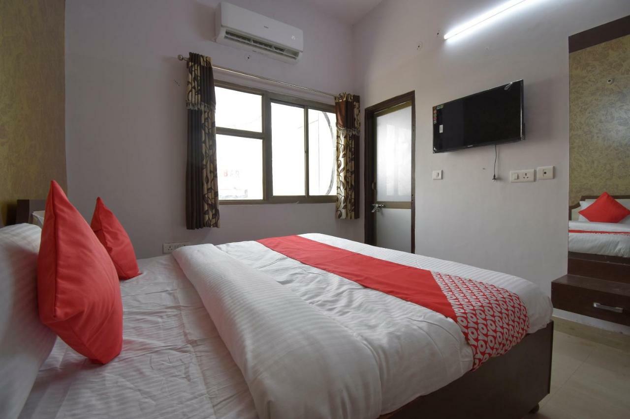 Hotel Oyo 40466 Moon Mafia Jaipur
